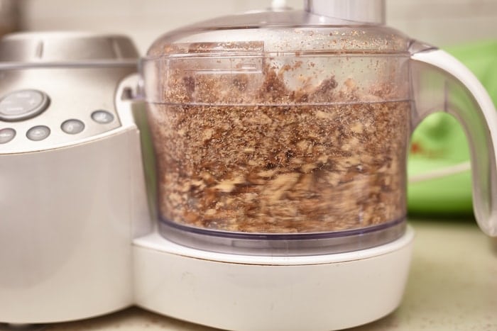 Top 5 Quiet Food Processors in 2022 | SoundProofable