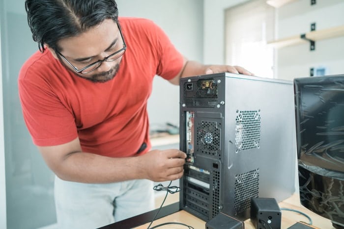 computer-making-grinding-noise-soundproofable